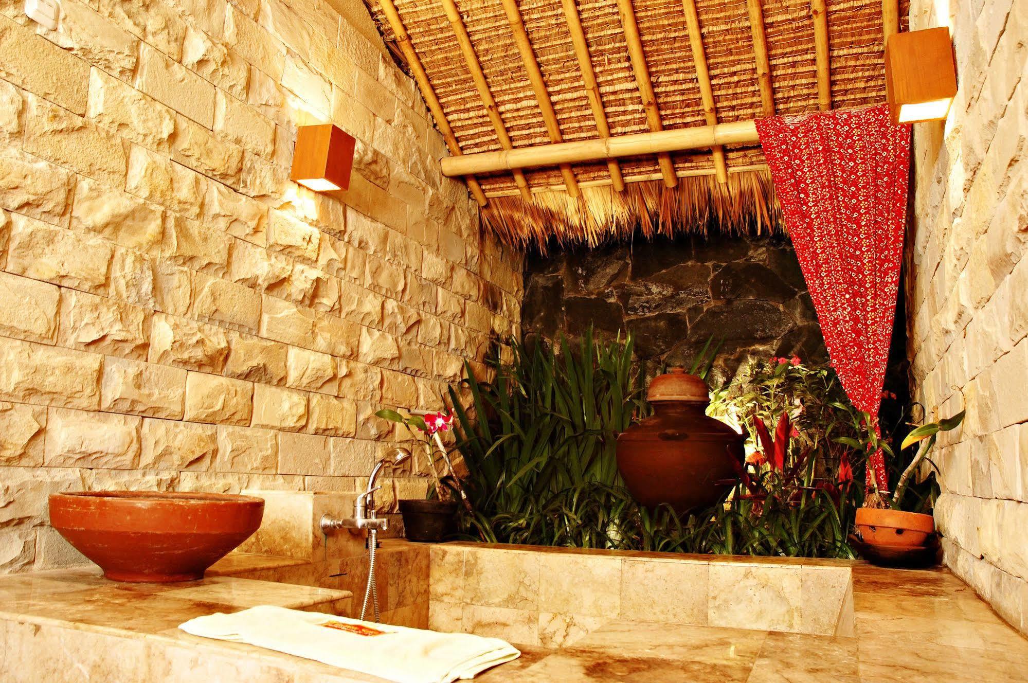 Kampung Sampireun Resort & Spa Garut Εξωτερικό φωτογραφία